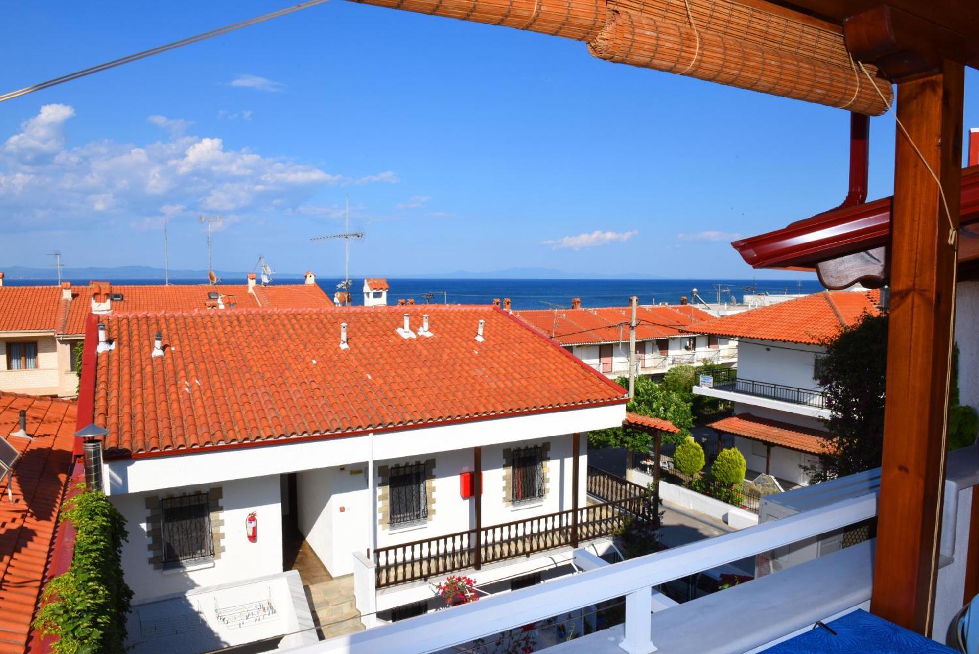 Haus Niko Apartments And Suites Nea Poteidaia Quarto foto