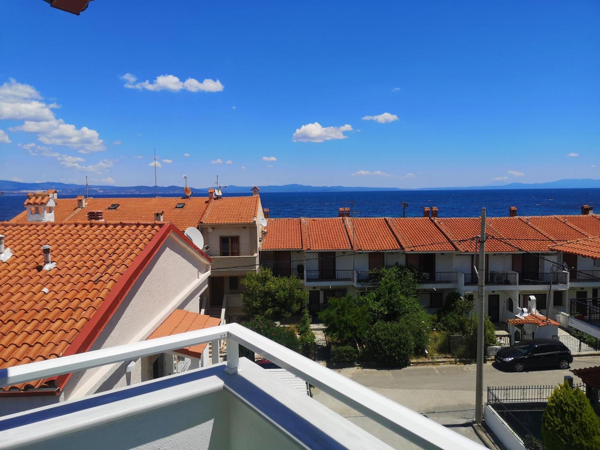 Haus Niko Apartments And Suites Nea Poteidaia Quarto foto